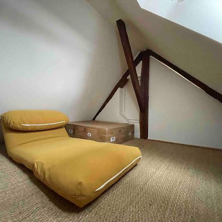 Logement Centre Ville 1 A 4 Chambres Alençon Buitenkant foto