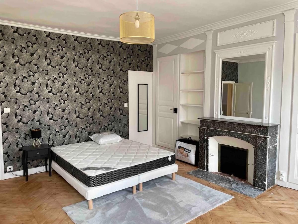 Logement Centre Ville 1 A 4 Chambres Alençon Buitenkant foto
